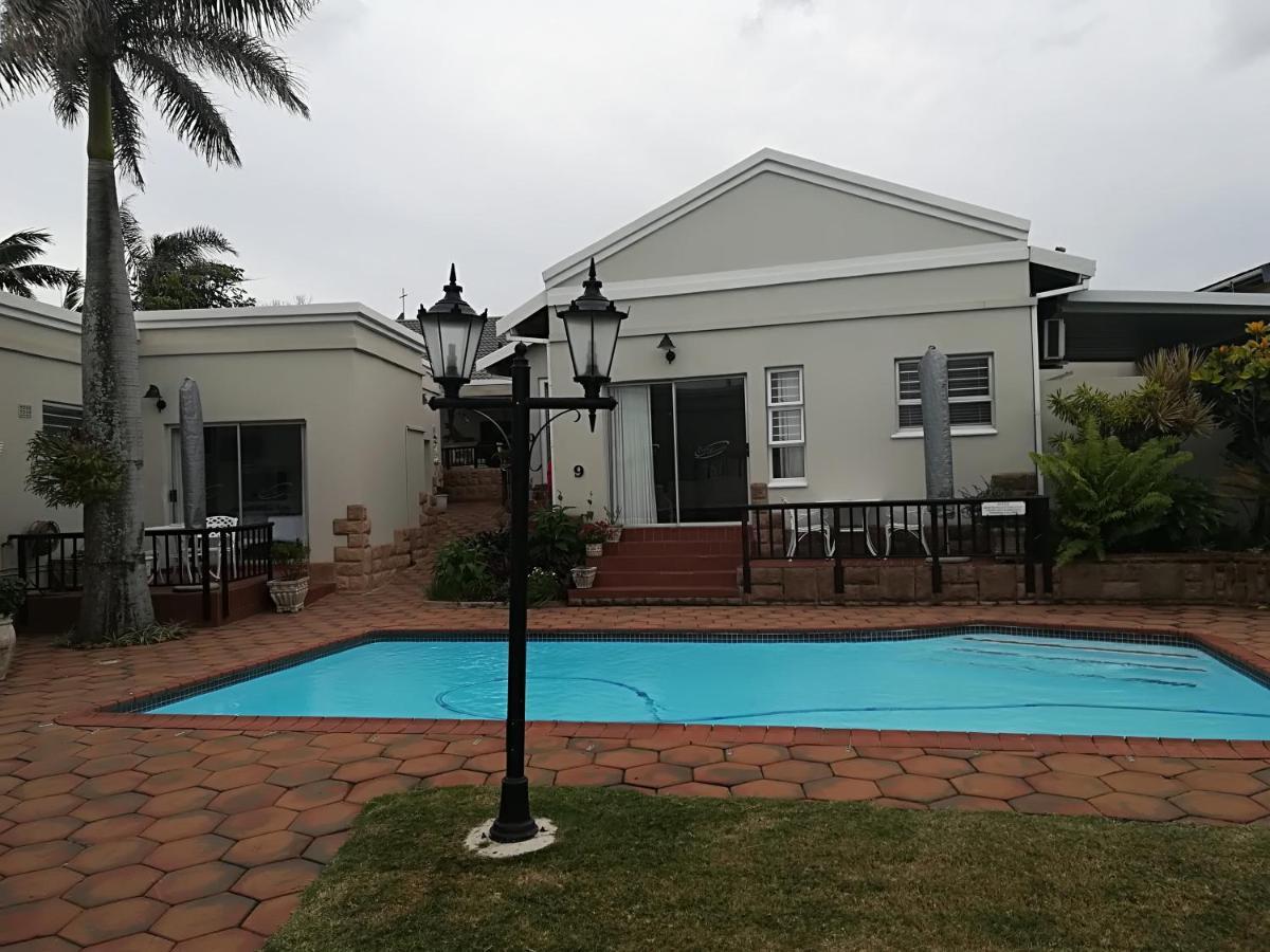 Ocean Hideaway Bed And Breakfast Amanzimtoti Kültér fotó